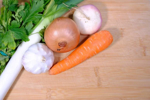 Gros Plan Divers Légumes Sur Fond Bois — Photo