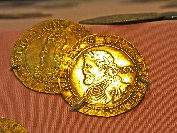 Gold coins found from Spanish ships sunk of  Ireland