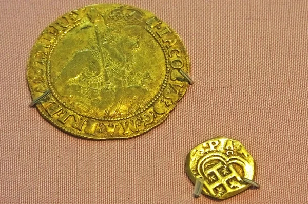 Gold coins found from Spanish ships sunk of  Ireland