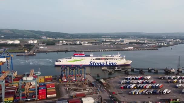 Aerial Video Stena Line Ferry Belfast Northern Ireland — 图库视频影像