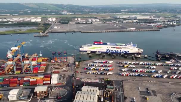 Αεροφωτογραφία Του Stena Line Ferry Belfast Βόρεια Ιρλανδία — Αρχείο Βίντεο