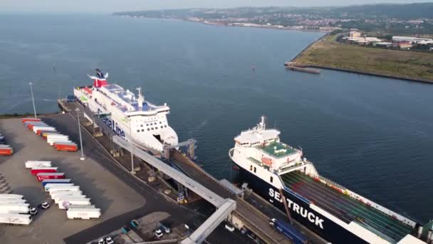 Aerial Video Stena Line Ferry Belfast Northern Ireland — Stockvideo