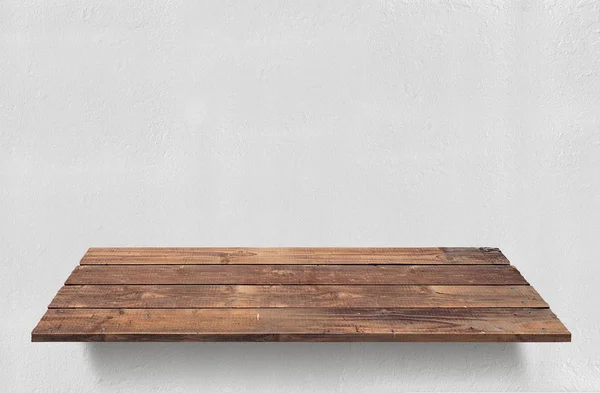 Mesa de madera con fondo de pared de hormigón blanco — Foto de Stock