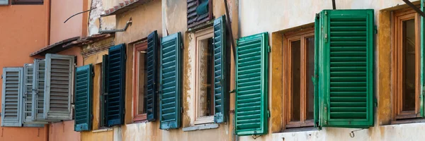 Ponte Vecchio, Florence pencerelerde detay