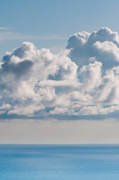 Chmury na morzu — Zdjęcie stockowe