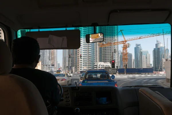 Taksiye, biuldings devam