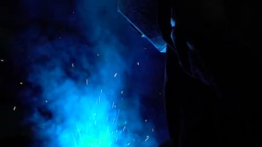 5 kaynak metal iş üretir