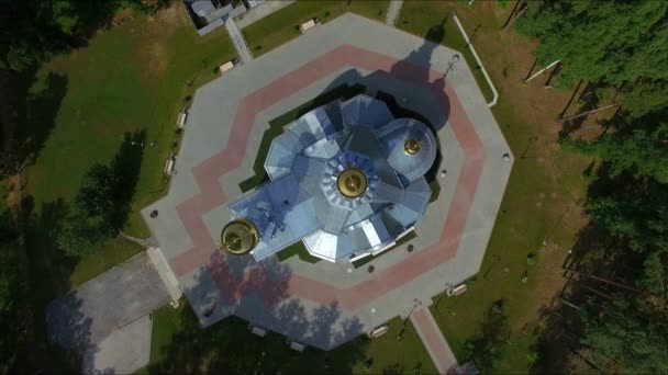 Russia, June 2015: Church with golden domes and crosses, aerial — Stock Video