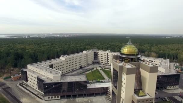 空中の Nsu のノボシビルスク、アカデムゴロドク 2015年: 新しい建物 — ストック動画