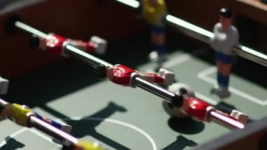 Kicker. Görünmez oyun Masa futbolu. Bilinmeyen oyun langırt.