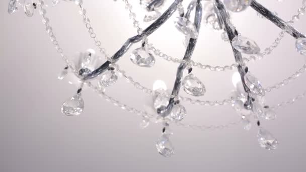 Beau lustre élégant 