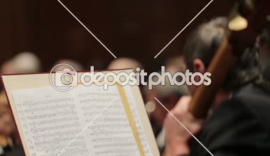 Kağıt üzerinde müzik notaları