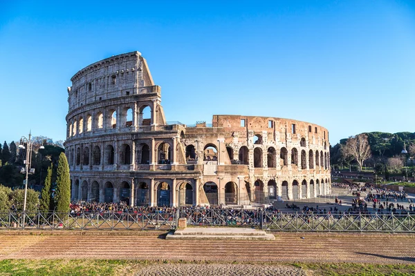 Colosseum in rome, italie — Photo