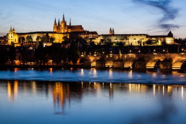 Prag gün batımında