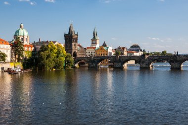 Çek Cumhuriyeti Prag 'daki Charles Köprüsü
