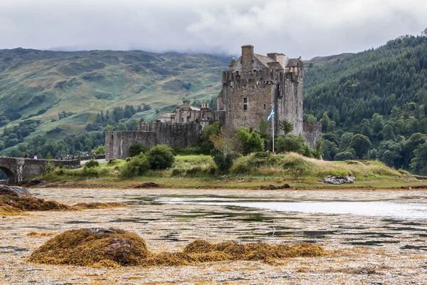 Eilean Donan Kalesi, İskoçya, İngiltere — Stok fotoğraf