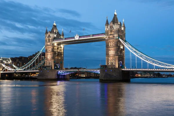 Puente de la torre por la noche, Londres — Foto de Stock