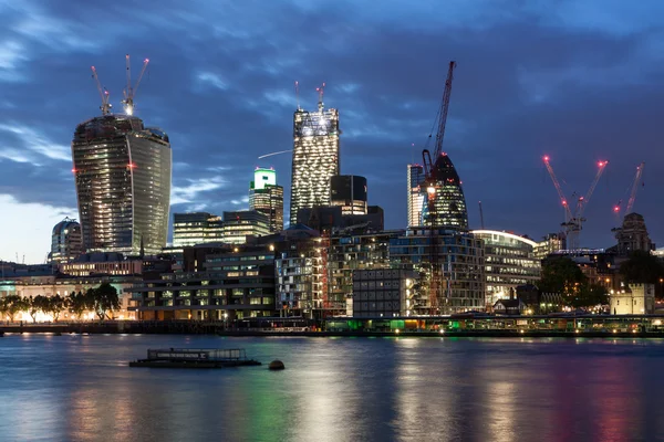 Cityscape of London at night — Stock Photo, Image