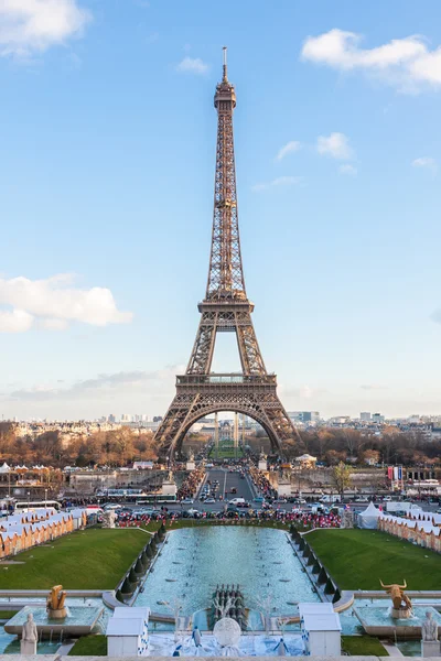 Eiffel torony Párizsban — Stock Fotó