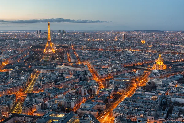 Skyline von Paris bei Nacht — Stockfoto