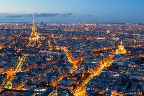 Skyline von Paris bei Nacht — Stockfoto