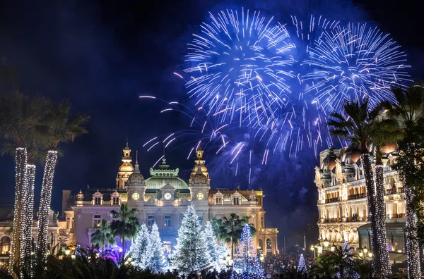 Monte carlo casino während der feierlichkeiten zum neuen jahr — Stockfoto