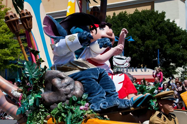 Desfile de Estrellas y Coches de Disney, Disneyland Resort Paris — Foto de Stock