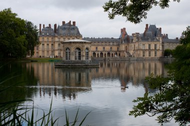 Chateau de Fontainebleau clipart