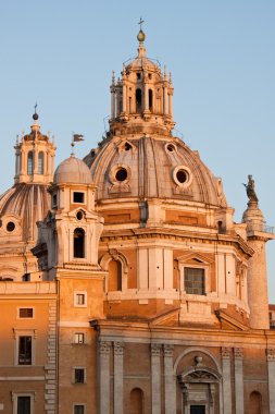 Santa maria di loreto alacakaranlıkta, Roma, İtalya