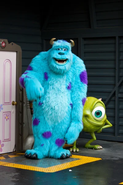 James Sullivan e Mike Wazowski na Disneyland Paris — Fotografia de Stock