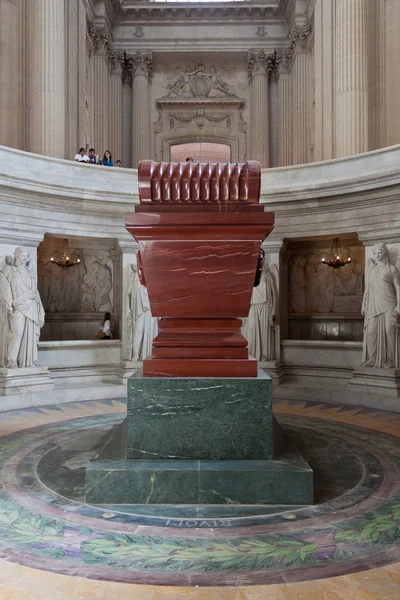 Túmulo de Napoleão em Les Invalides em Paris — Fotografia de Stock