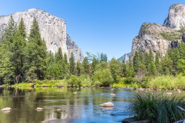 Klasik Görünüm Yosemite Vadisi Yosemite Milli Parkı, Kaliforniya, ABD.