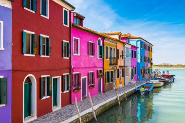 Boyalı evlerin Burano, Venedik Lagoon, İtalya.