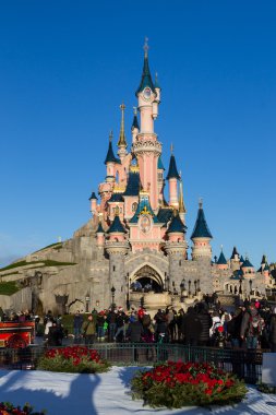 Disneyland Paris kale Noel kutlamaları sırasında