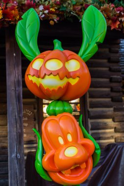 Disneyland Paris süslemeleri ile dikiş ve çatlak, Cadılar Bayramı kutlamaları sırasında