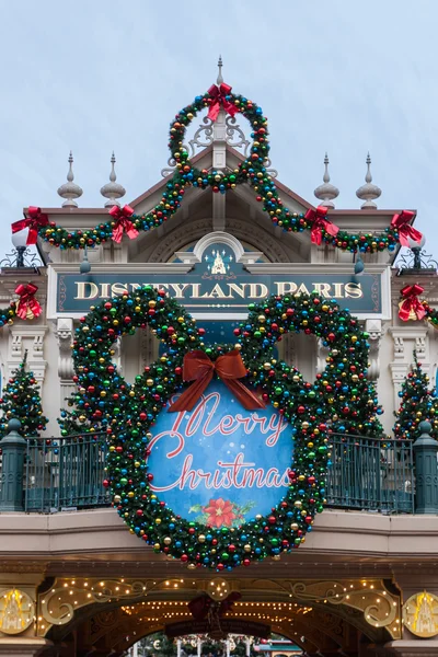 Disneyland Paris Entrance in Christmas — Stock Photo, Image