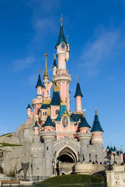 Disneyland Parijs kasteel — Stockfoto