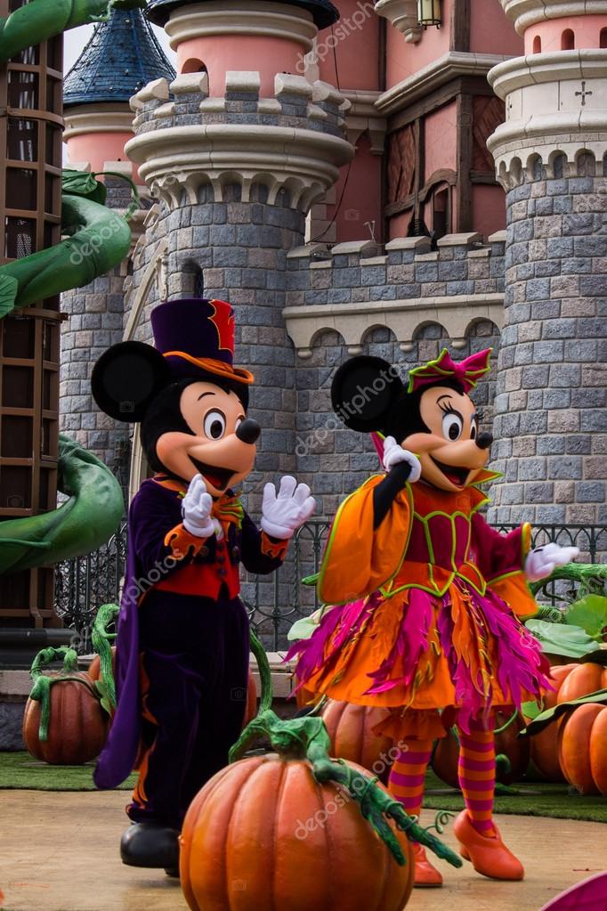 Disneyland Paris During Halloween Celebrations Mickey Mouse Show Stock Editorial Photo C Bukki88 82325528