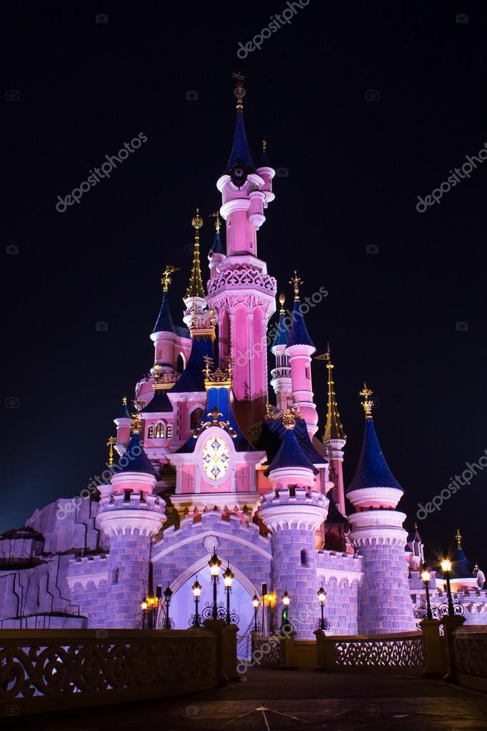 ᐈ Castello Disney Fotografie Di Stock Immagini Castello Walt Disney Scarica Su Depositphotos