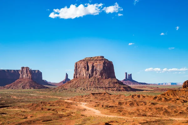 Anıt Vadisi Navajo kabile Parkı, Utah, Amerika — Stok fotoğraf