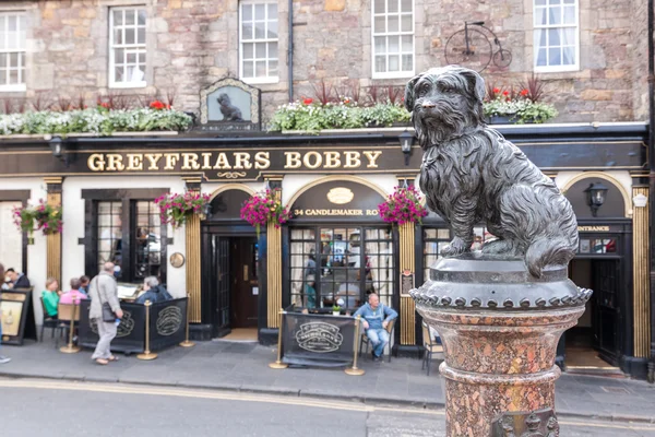 Escultura de Greyfriars Bobby, Edimburgo, Escócia — Fotografia de Stock