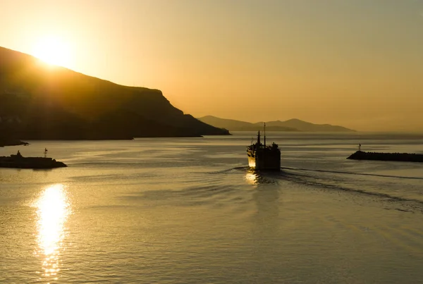 Kalymnos Adası Yunanistan Feribot Şafak Vakti Güzel Gün Doğumuna Doğru — Stok fotoğraf