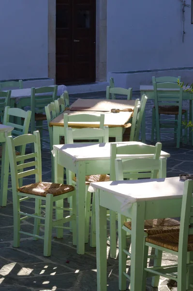 Folegandros Insel Griechenland Traditionelle Taverne Der Altstadt Nahaufnahme Selektiver Fokussicht — Stockfoto