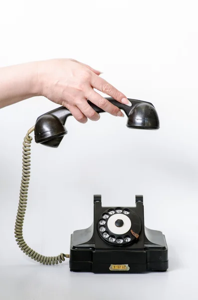 Eski siyah vintage telefon izole — Stok fotoğraf