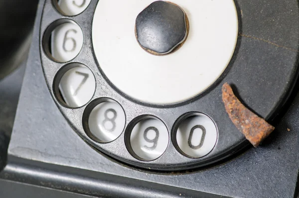 Eski siyah vintage telefon izole — Stok fotoğraf