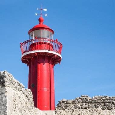 Eski kırmızı deniz feneri Figueira da Foz, Portekiz