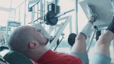 Bacaklar için egzersiz atlet yok