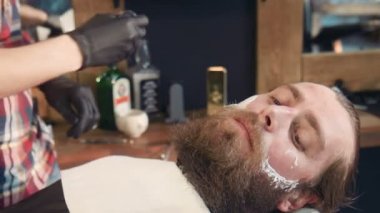 Bakımlı adam Close-Up