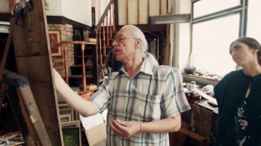 Tuval üzerine atölye deneyimli sanatçılar berabere