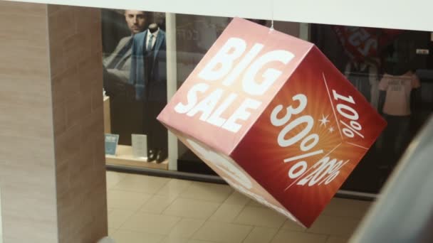 Big sale sign on the cube — Stock Video